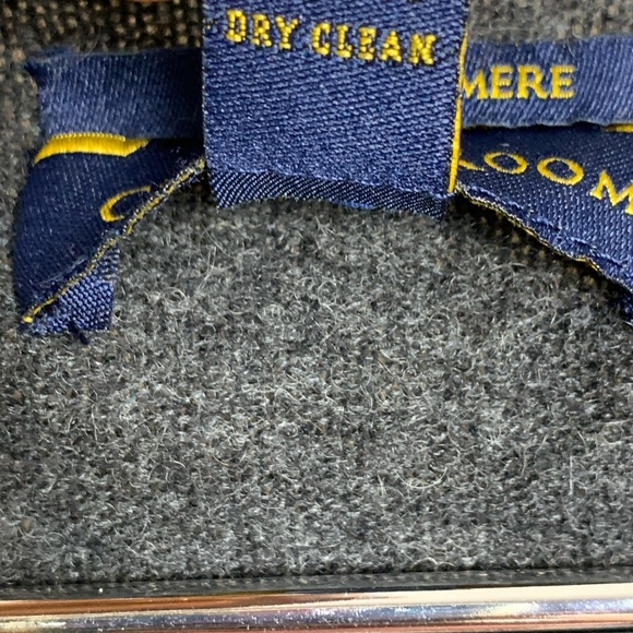 Club Room 2- Ply V-Neck Charcoal Cashmere Sweater - Picture 4 of 4